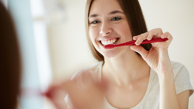 3 High Tech Toothbrushes