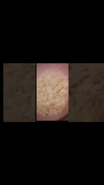 Simple bacon cheeseburgers on Hawaiian buns 🍔👍🏾#shorts