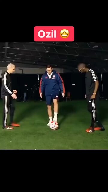 Ozil crazzy skill 🫣(short video)