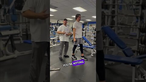 UNBELIEVABLE SHOULDER EXERCISE #shorts