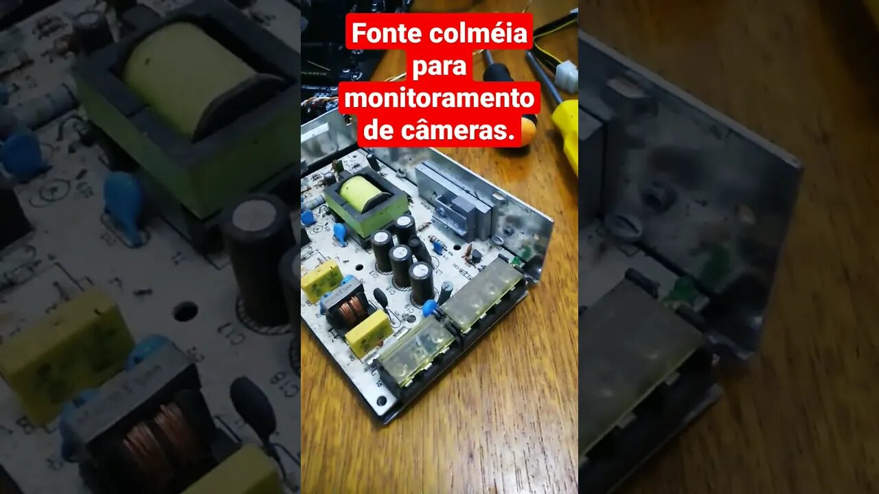Fonte colmeia para circuito de monitoramento de câmeras.