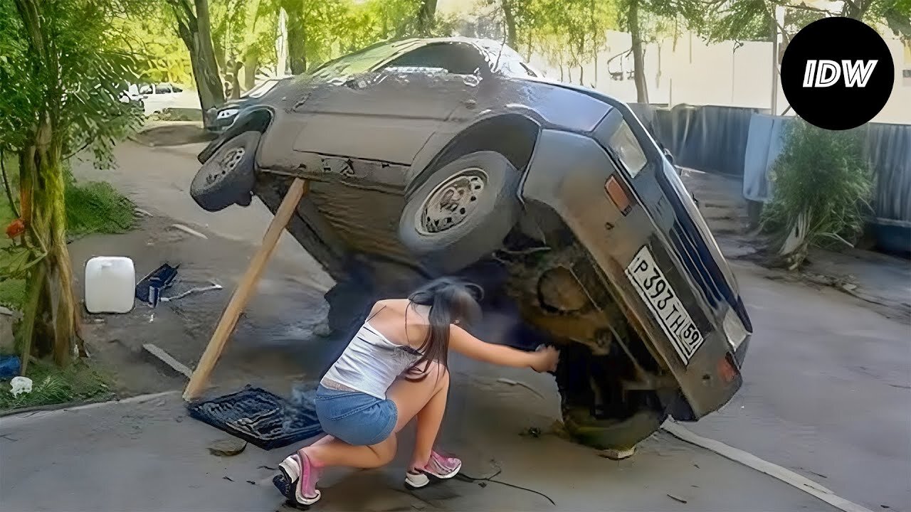 📹 TOTAL IDIOTS AT WORK BAD DAY AT WORK