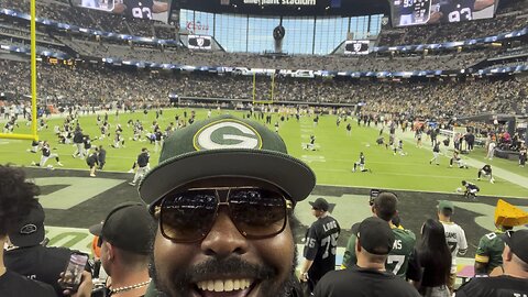 KINGHOWIE at the Packers vs Raiders game