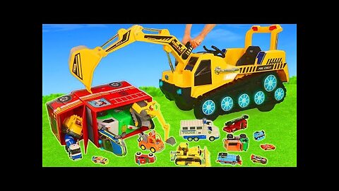 Excavator Plays with Storage Boxes!