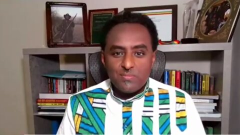 አዳነች አበቤ አዲስ አበባ ላይ ያቅለሸለሻትን ሰንደቅ አላማ ጎንደር ላይ ስታየው ምን ተሰማት?
