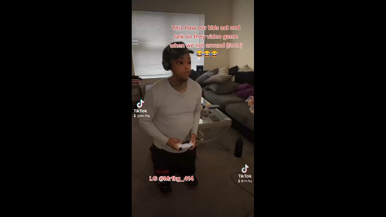 HOW KIDS BE PLAYING VIDEO GAMES WHEN WE NOT AROUND 😂😂😂