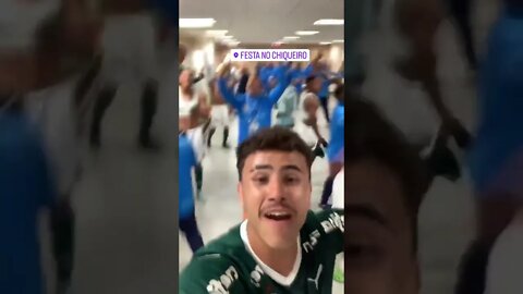 Sub-20 do Palmeiras zuando o Corinthians na Neo Química após título brasileiro