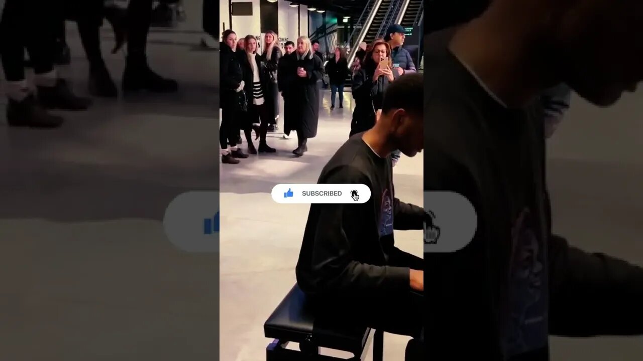 Amazing Reaction To Andrew Tate Theme Song Being Played On Piano In London