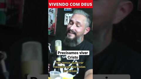 A Bíblia precisa ser vivida e não lida. #short
