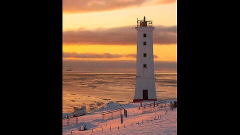 💛 Nagaevsky lighthouse in Magadan