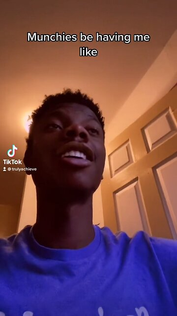 Munchies make me sound like THIS 😂😂 #shorts