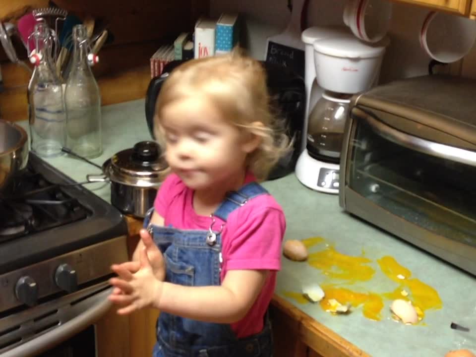 This Is How Messy Kids Can Be (Don't Try This At Home!)