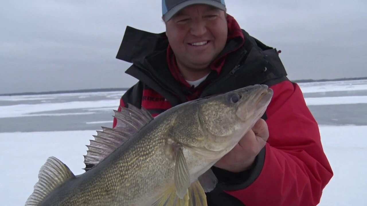 MidWest Outdoors TV #1761 - Family Ice Fishing Fun on Lake Mille Lacs