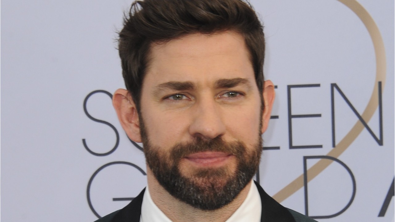 John Krasinski Trolled Jenna Fischer At Stanley Cup Game 7