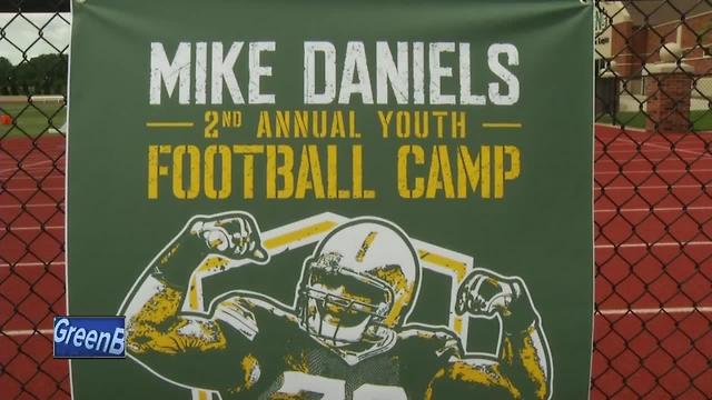 Mike Daniels Football Camp
