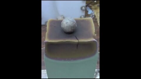 degree ball VS floral foam