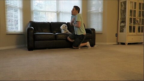 MY DOG REACTS TO ME HAVING HEART ATTACK!