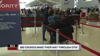 Big crowds make their way through DTW