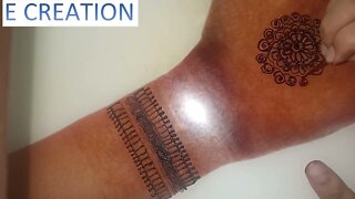 unique Arabic mehndi design for hand