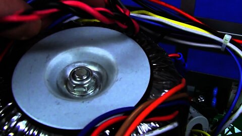EEVblog #511 - Rigol DP832 Power Supply Teardown