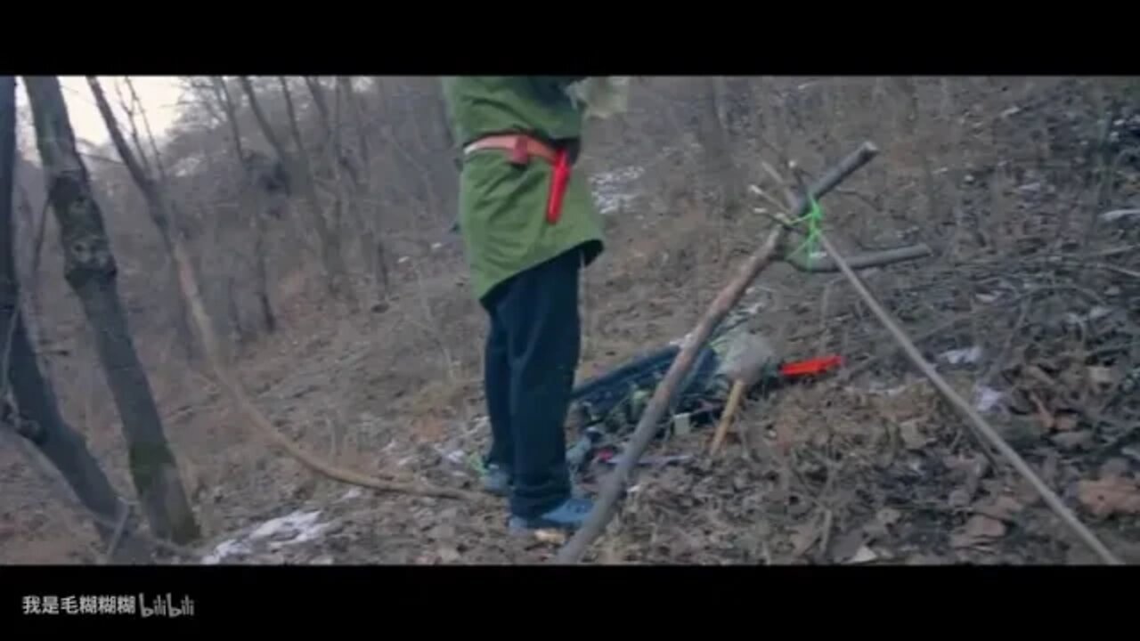 4 ! Episode 11 BUSHCRAFT Survival in the Field How to Fly the Winter Shelter in Qinling Mountains Pa