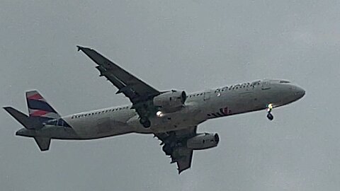 Airbus A321 PT-MXE coming from Guarulhos to Fortaleza