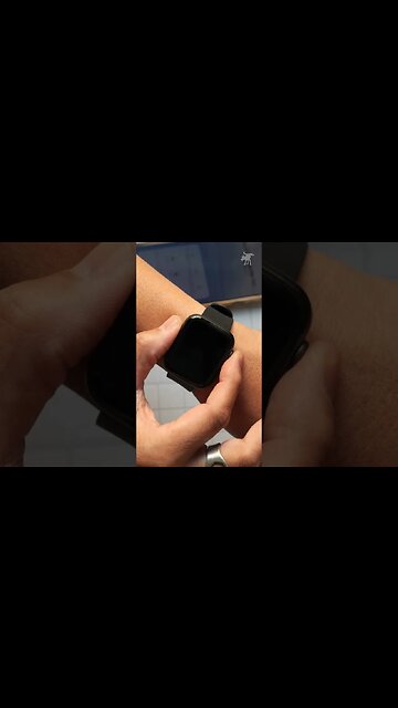 Budget Smartwatch prank calls Apple #shorts