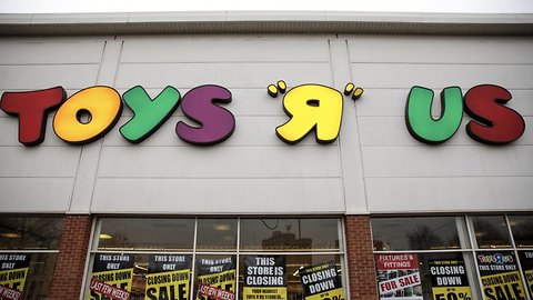 Toys R Us Is Reportedly Looking To Close All Of Its US Stores