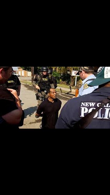 Suspect waving gun struck by police car in #NewYork #Short