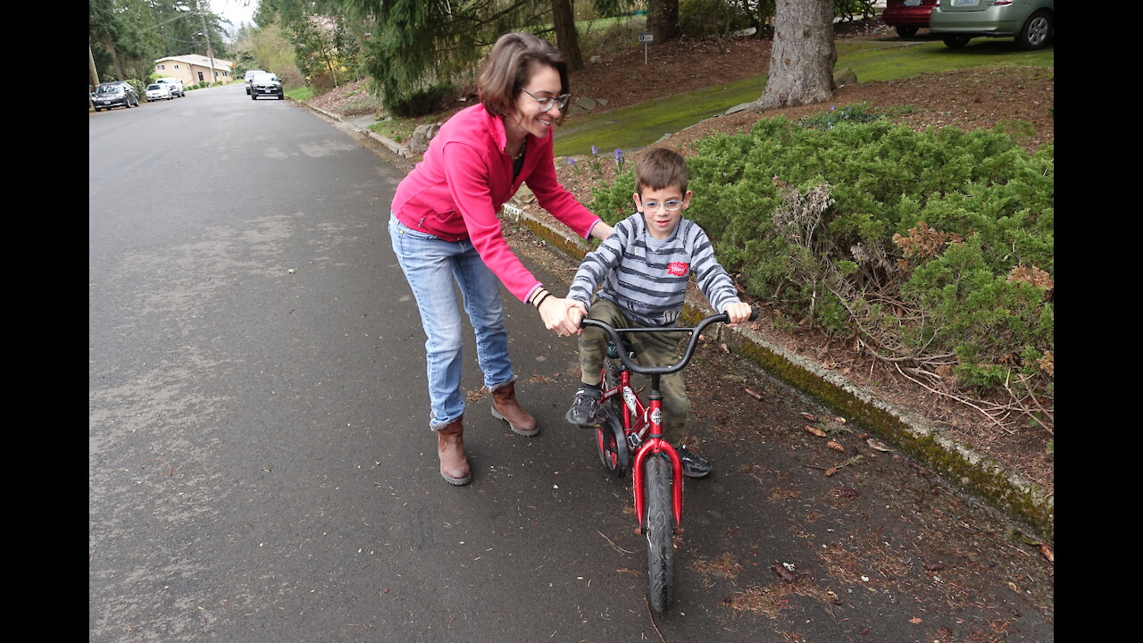 Matan's First Time Riding a Two-wheeler