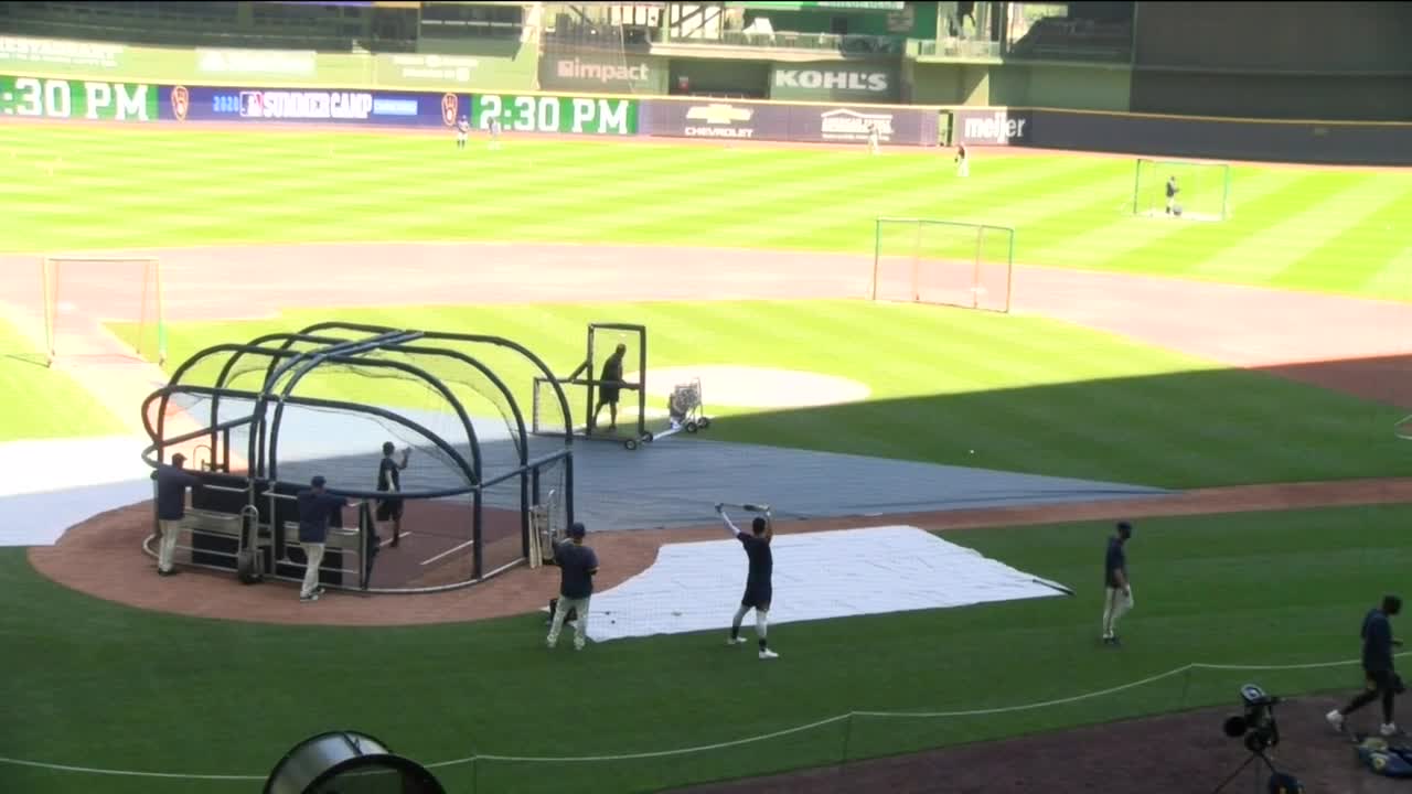 Brewers return to the field at Miller Park