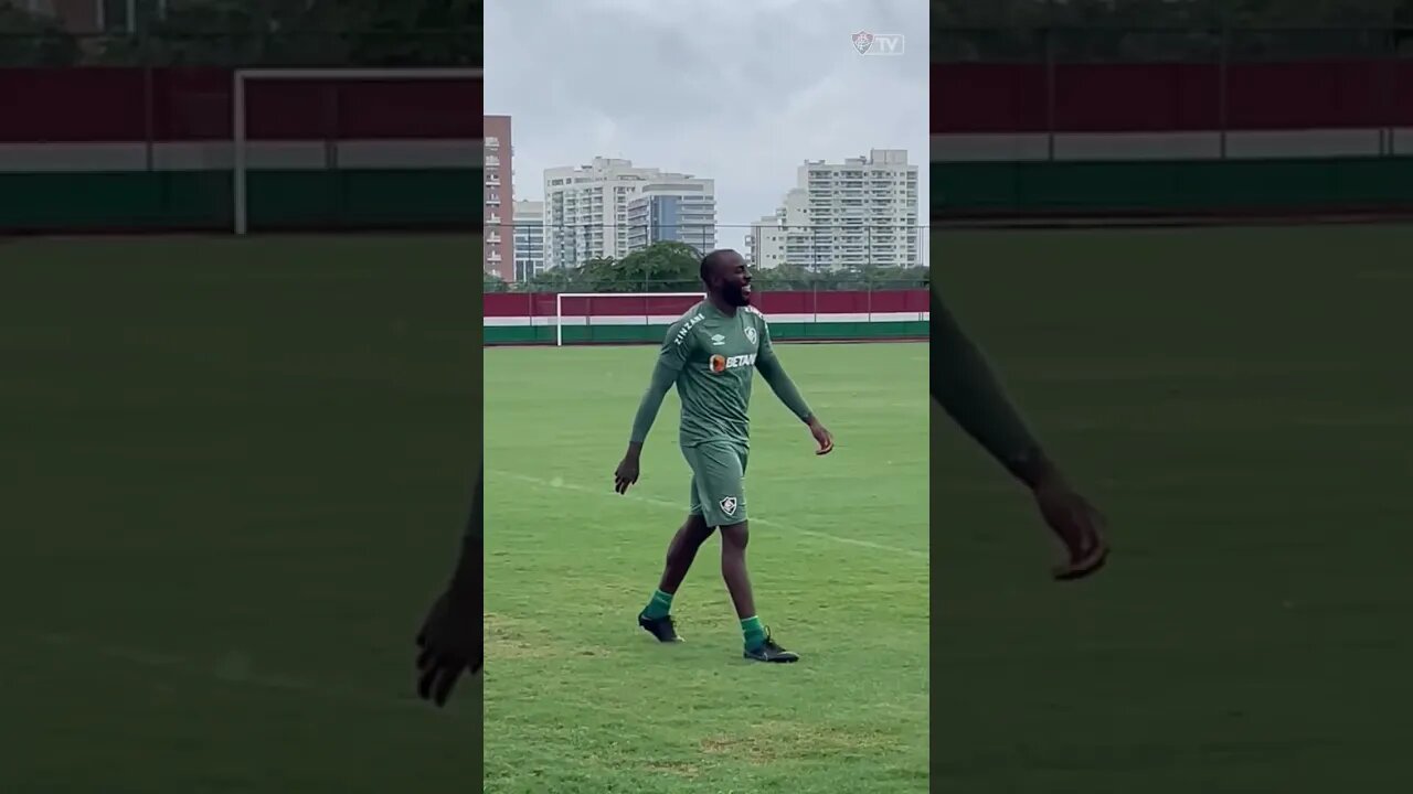 FAÇA CHUVA OU FAÇA SOL, FLUMINENSE SEGUE TRABALHANDO COM ALEGRIA NA PRÉ-TEMPORADA