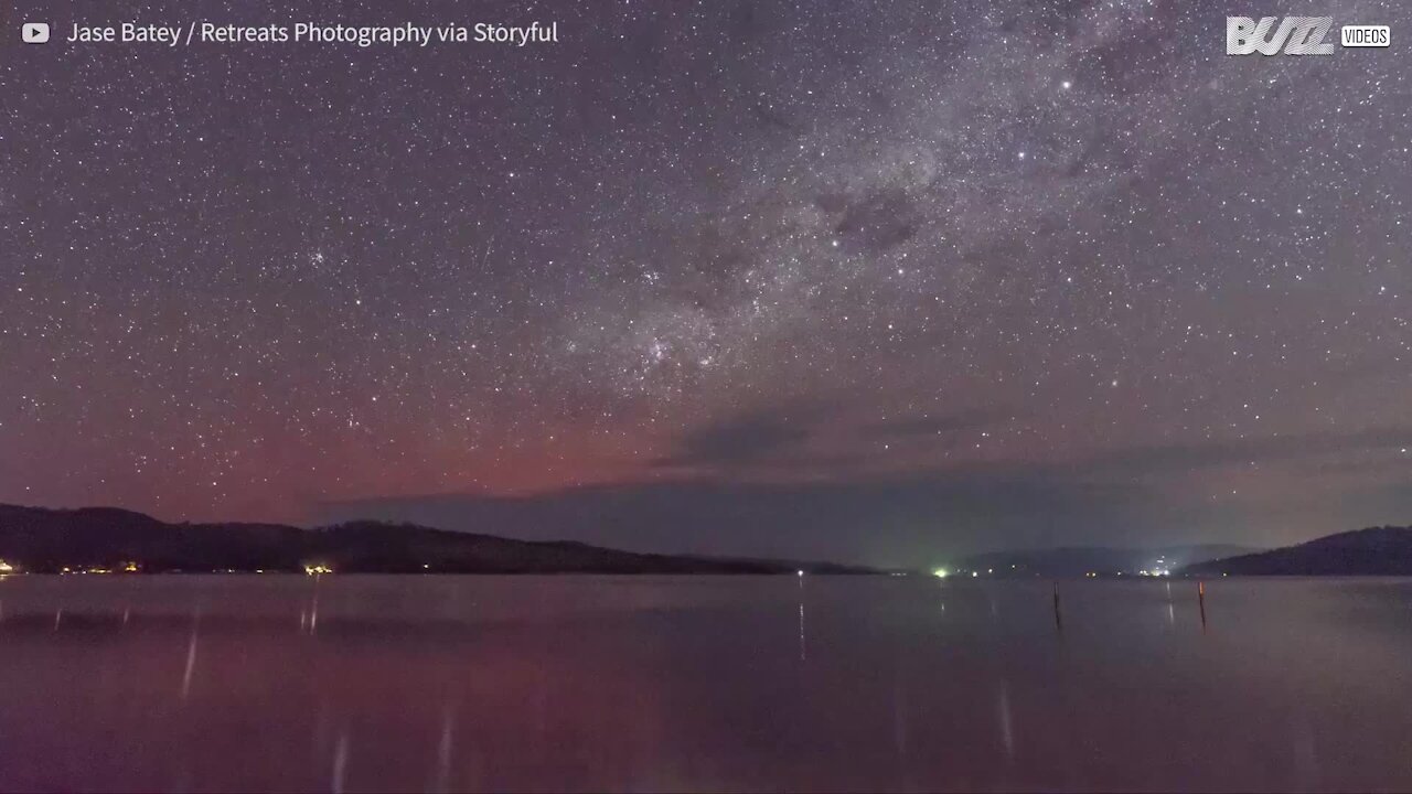 Fantastiche immagini dell'aurora australe in Tasmania