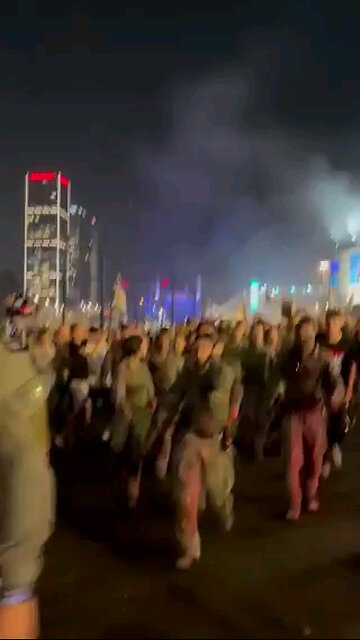 Israel is EXPLODING w/ reports of a potential military coup against Netanyahu because Gallant’s dism