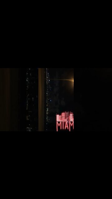 #miamifood #miamimoms #miamibeach #miamigardens #miamihairstylist #miami #miamiheat #miamibeach