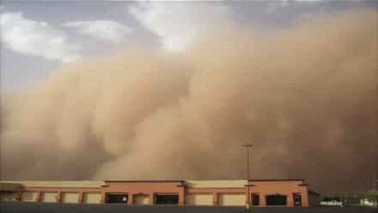 Une terrifiante tempête de poussière au Texas