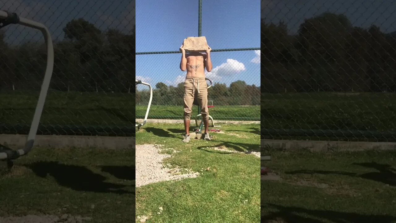 Shoulder press time with the Rock