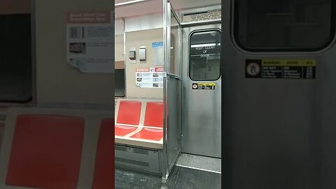 Ride on the Septic Septa train, Broad Street Line. Orange Line. philly pa 💗🍊
