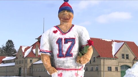 Local artists uses snow carvings to raise money for local charities