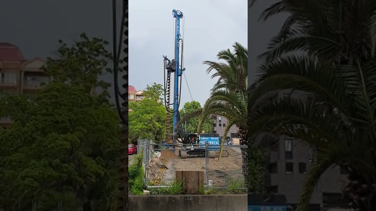 🏗️A HUGE POST HOLE DIGGER!!🏗️