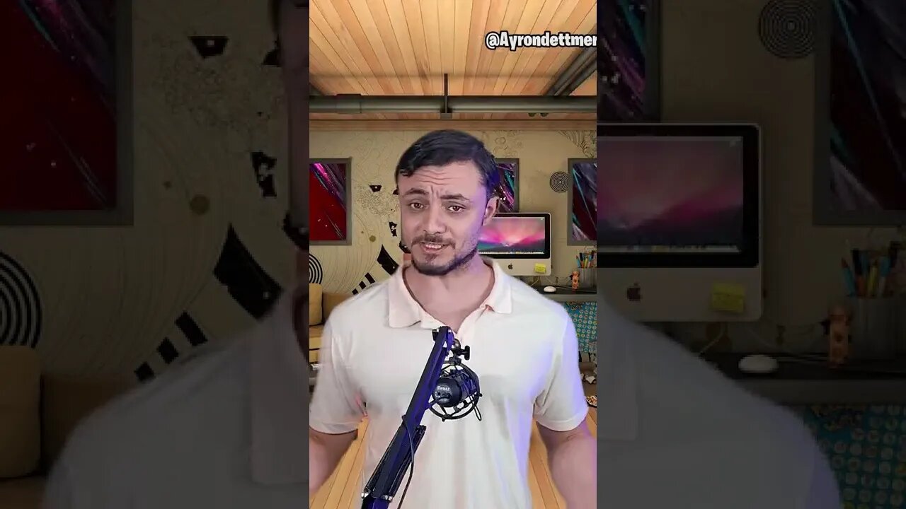 ARVORES QUE PARECEM ESTAR FAZENDO OUTRAS COISAS