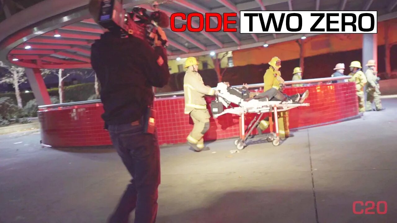 Man Fell on Subway Tracks?! | C20 | Cutting Room Floor