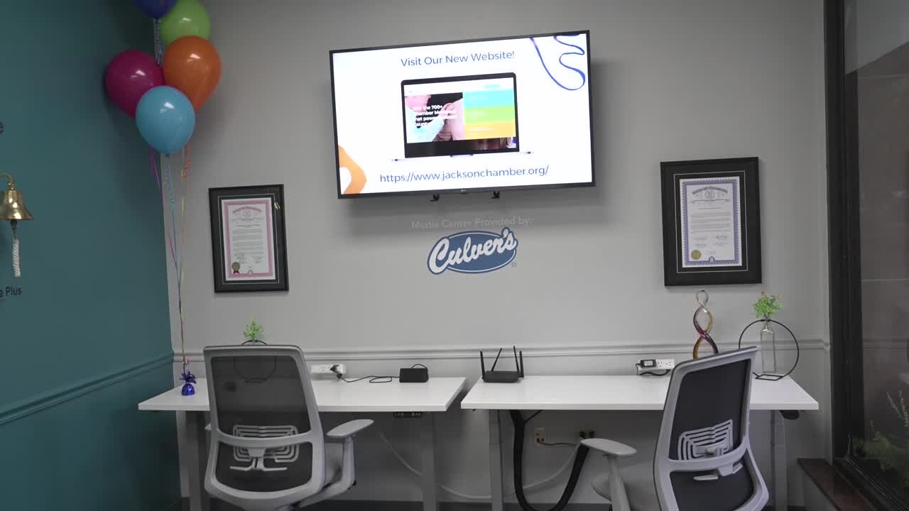 New downtown 'Welcome Center' open to the public