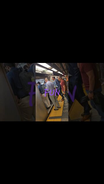 Rush Hour Fun 🙂🤣😂 #nyc