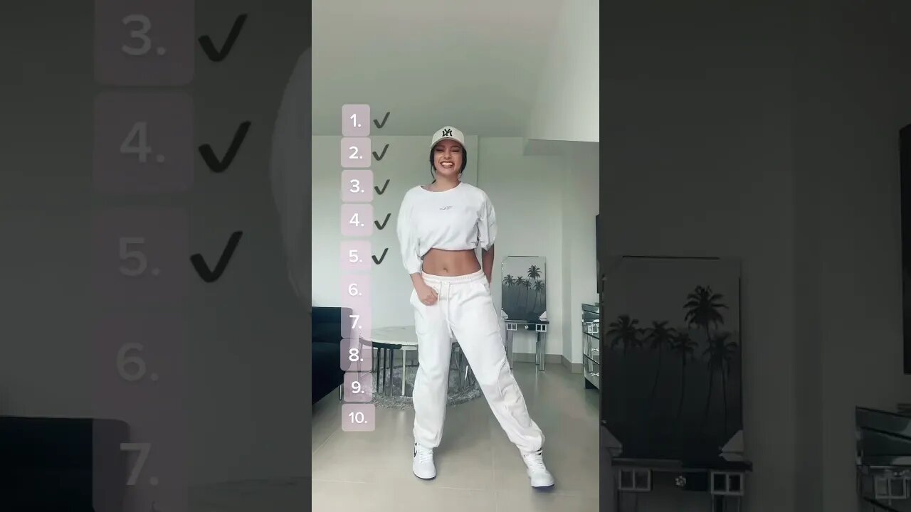 Coming back on TikTok with a dance trend challenge 💃🏻😬 #dancetrendchallenge #dancechallenge #fy