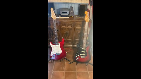 SX Vintage vs Squier CV Stratocaster