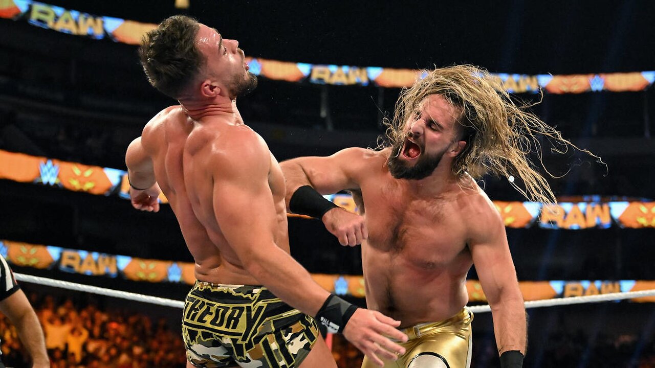 Austin Theory vs Seth Rollins RAW 10/31/2022 Highlights