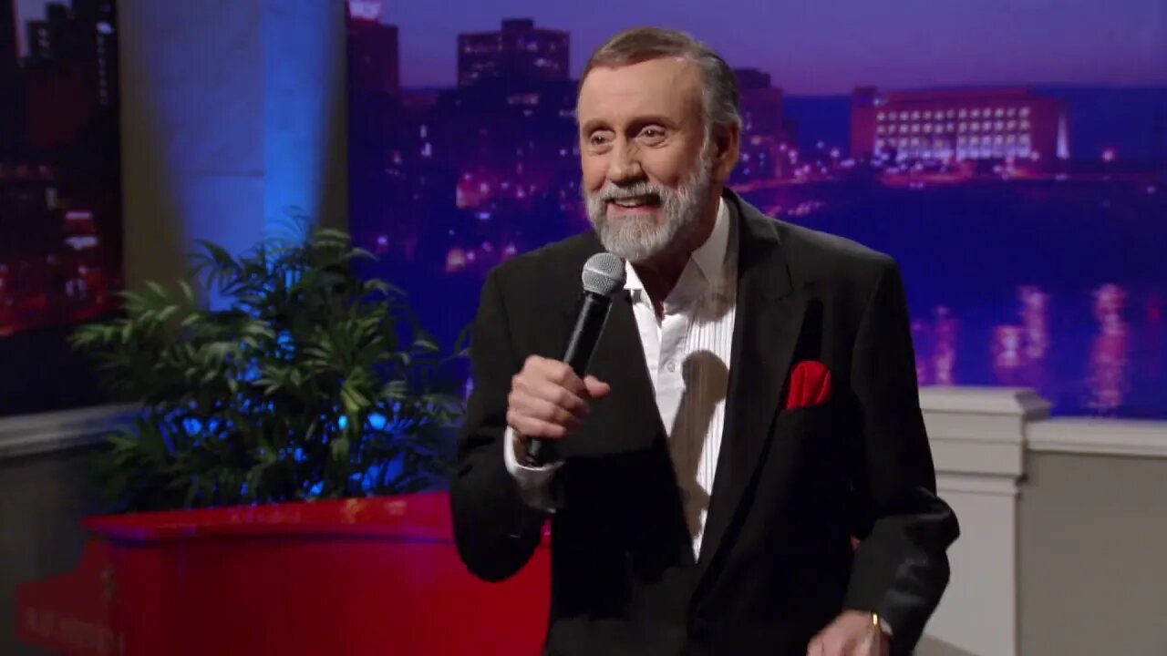 Ray Stevens - "Haunted House" (Live on CabaRay Nashville)