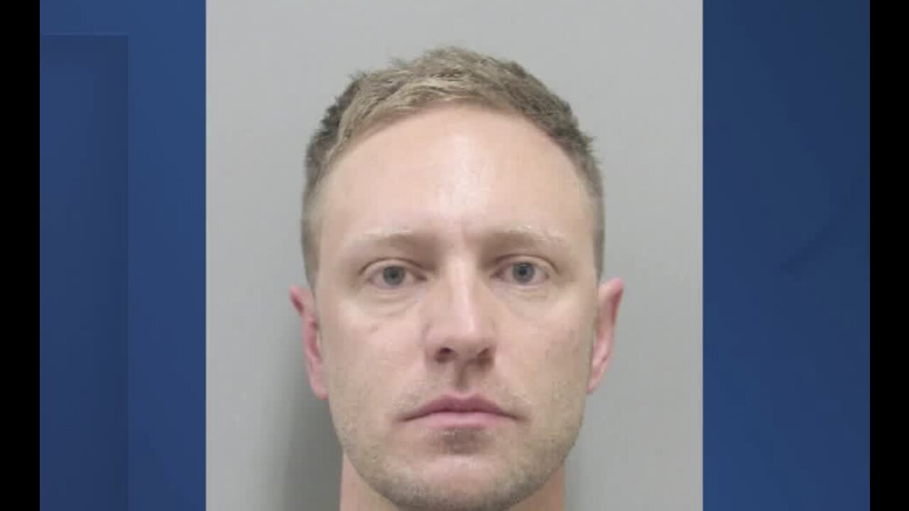 Henderson police officer accused of assaulting ex-girlfriend