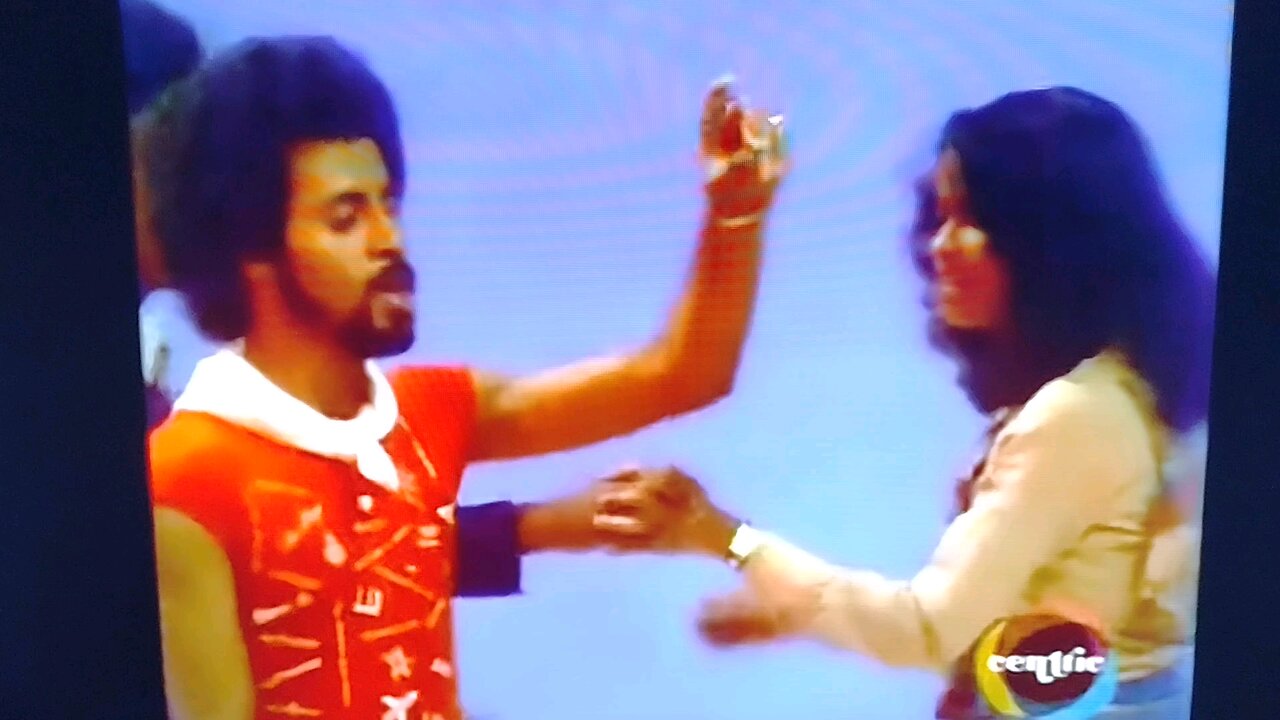 Soul Train Dancers 1976 Mr. Melody (Natalie Cole)